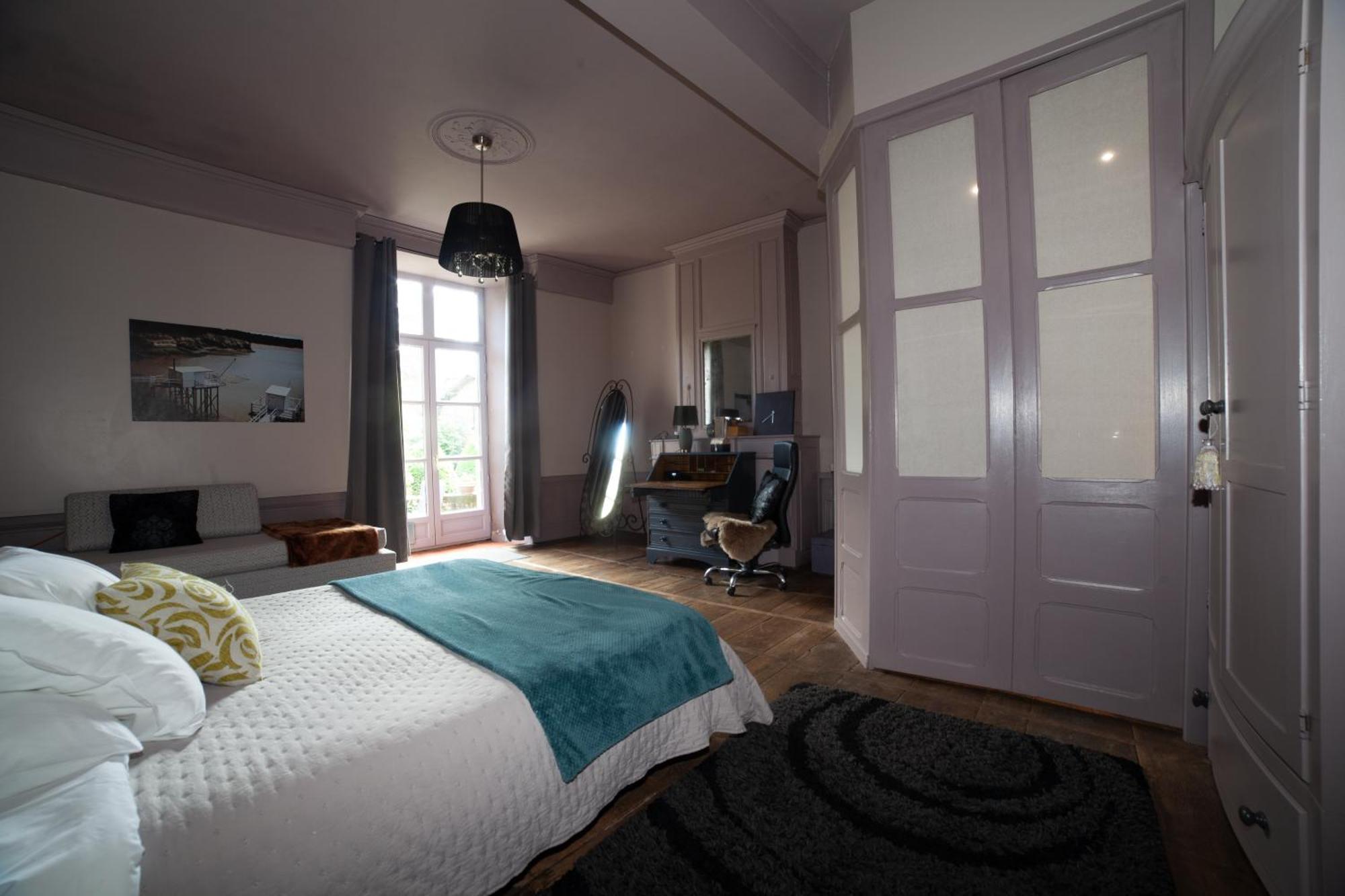 Pont Vieux Chambres Et Gites 콩폴랑 외부 사진