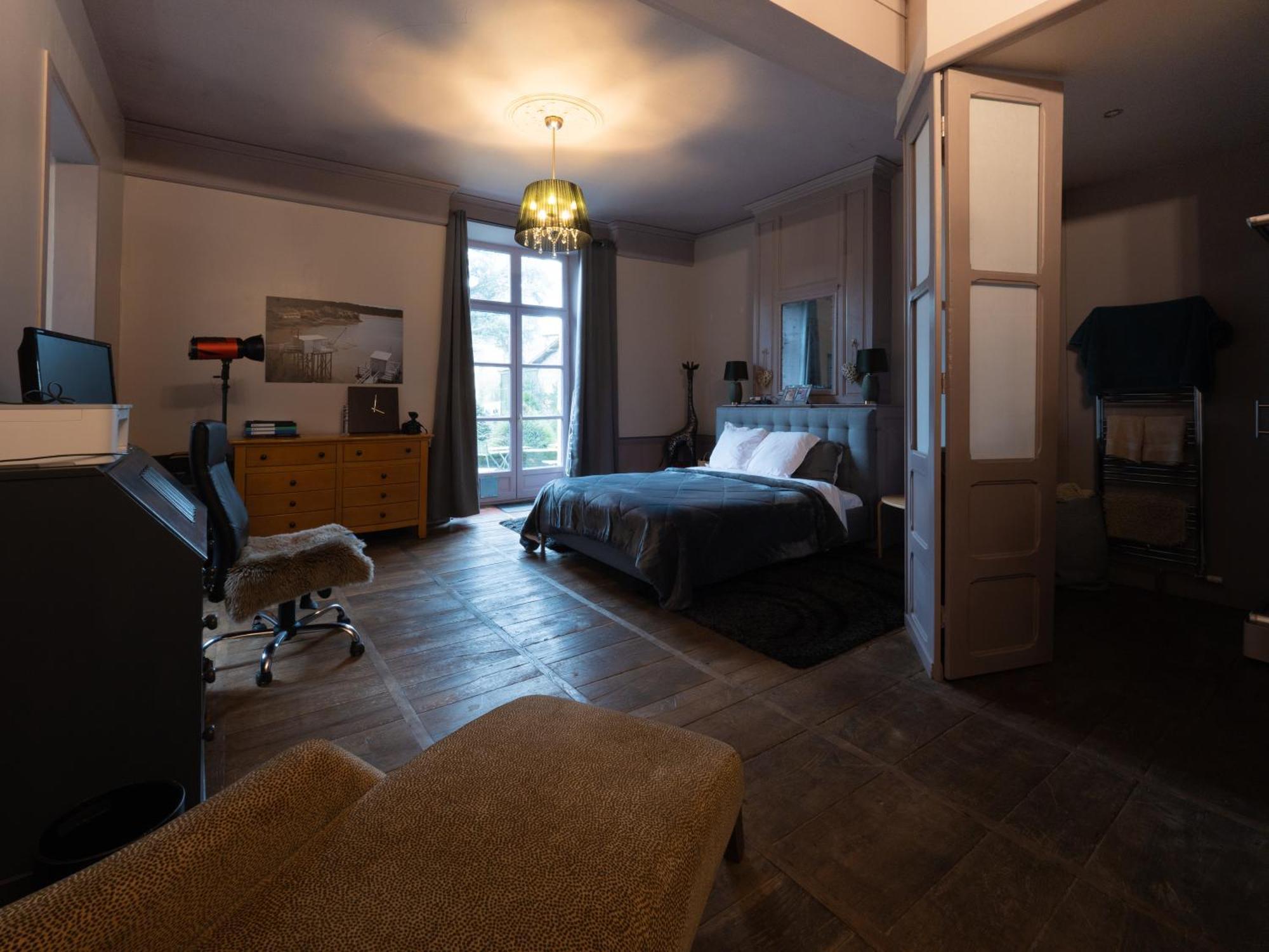 Pont Vieux Chambres Et Gites 콩폴랑 외부 사진
